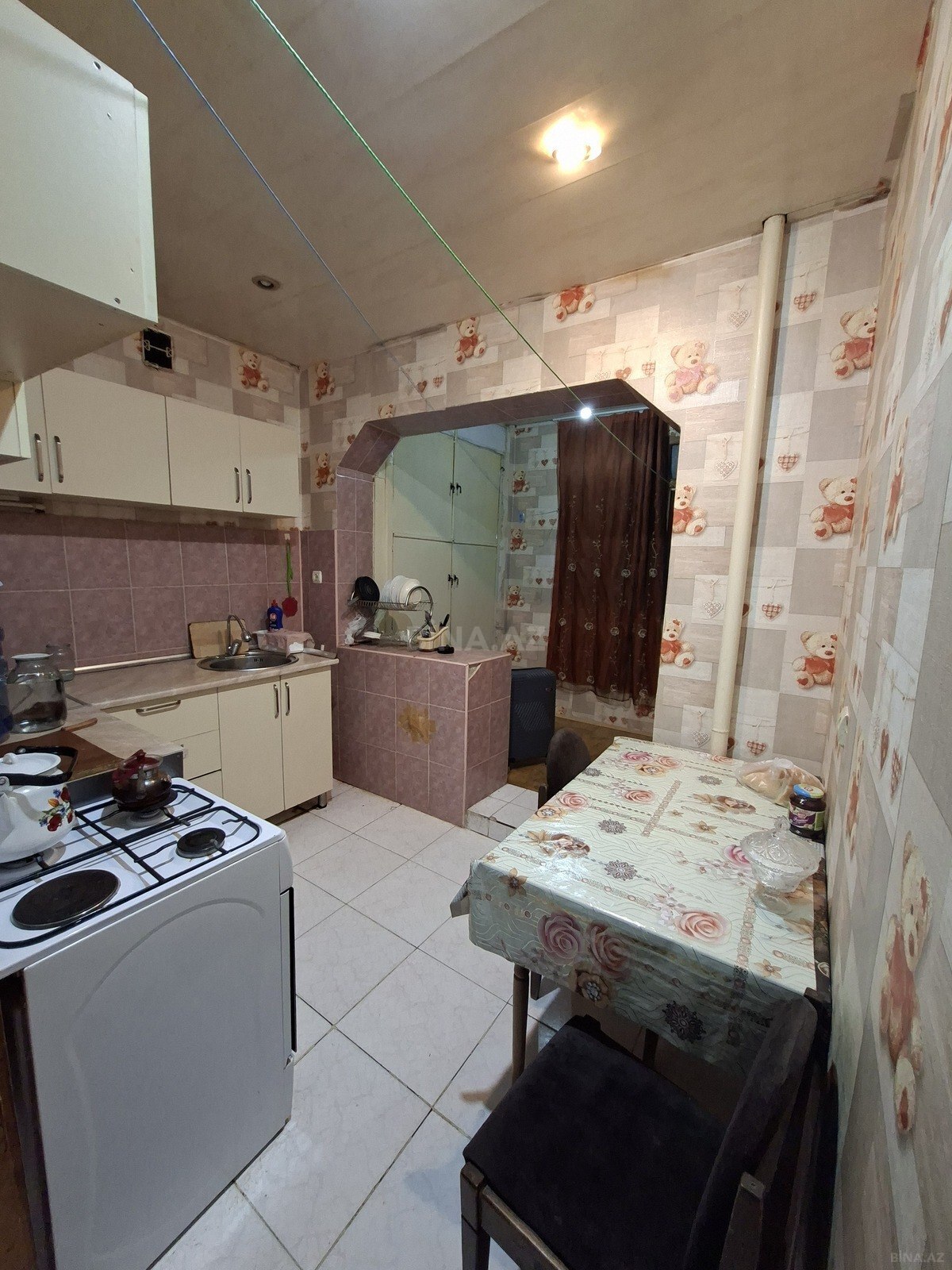 2 otaqlı Köhnə tikili, Azadlıq Prospekti m., Bakı