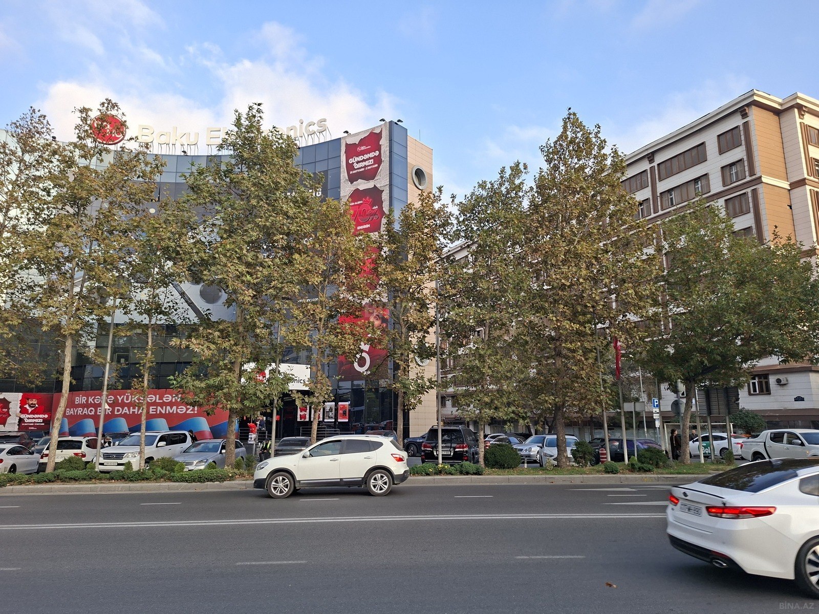 2 otaqlı Köhnə tikili, Azadlıq Prospekti m., Bakı