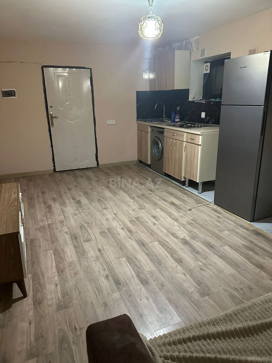 3 otaqlı Köhnə tikili, Əhmədli m., Bakı