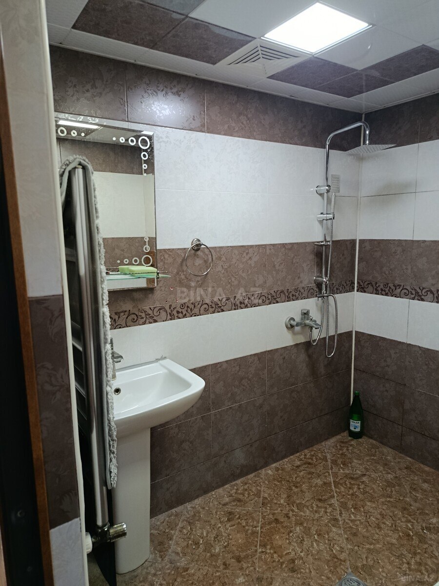 1 otaqlı Yeni tikili, Massiv V q., Bakı