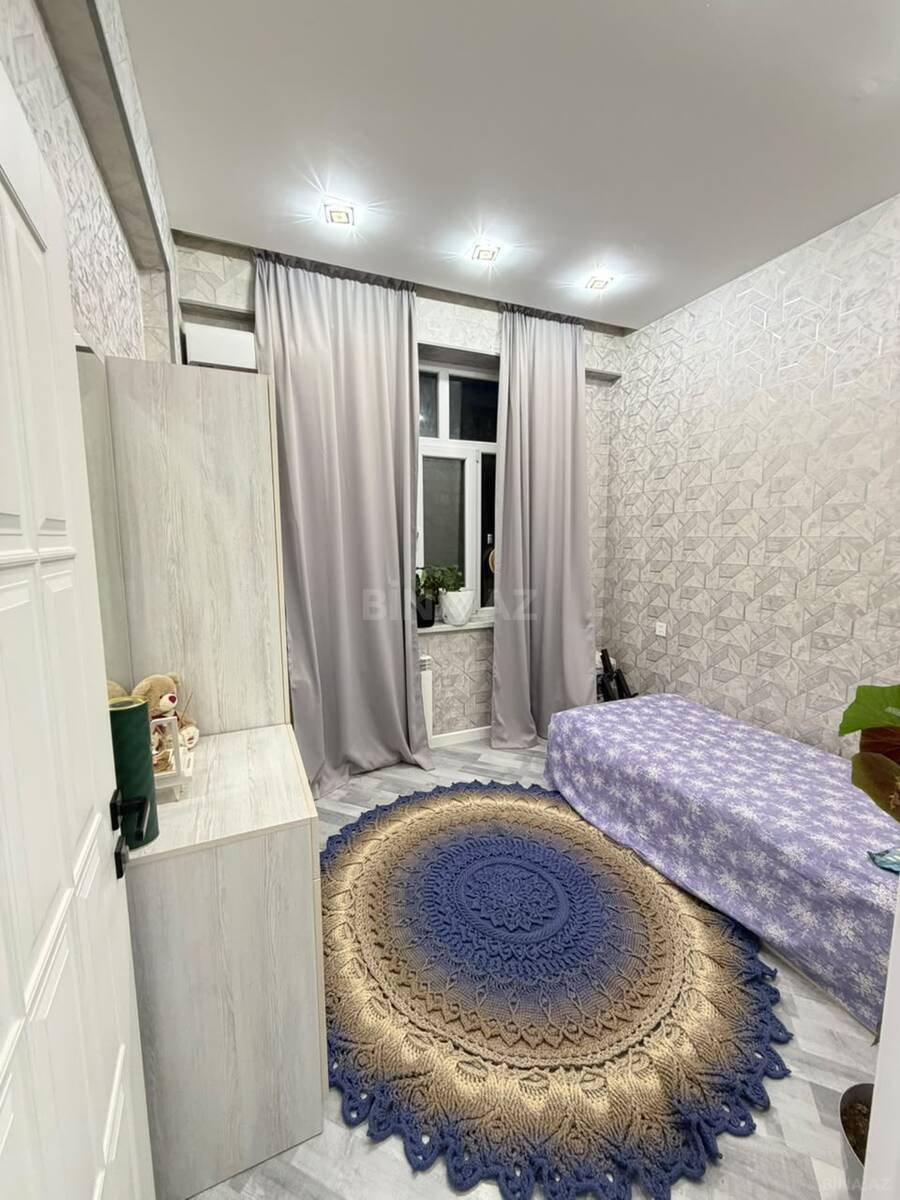 3 otaqlı Yeni tikili, Xırdalan