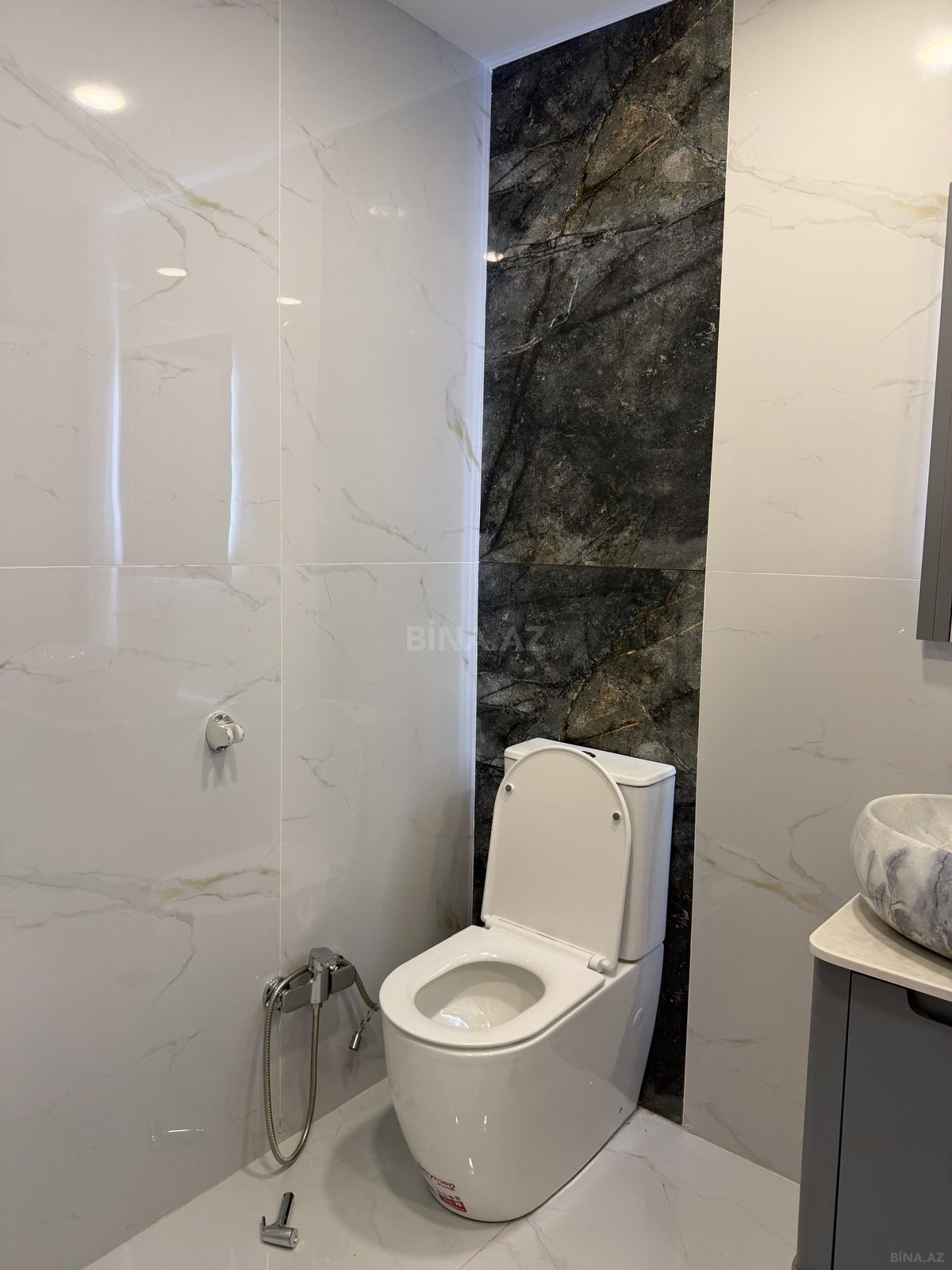 2 otaqlı Yeni tikili, İnşaatçılar m., Bakı