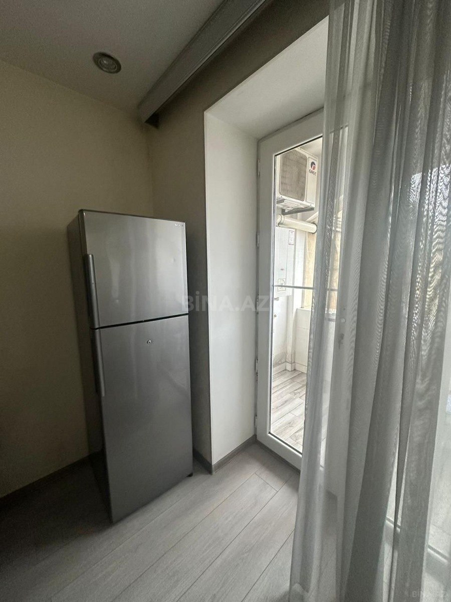 2 otaqlı Köhnə tikili, Gənclik m., Bakı