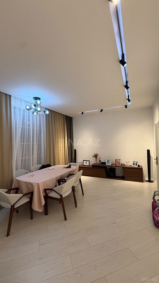 3 otaqlı Yeni tikili, İnşaatçılar m., Bakı
