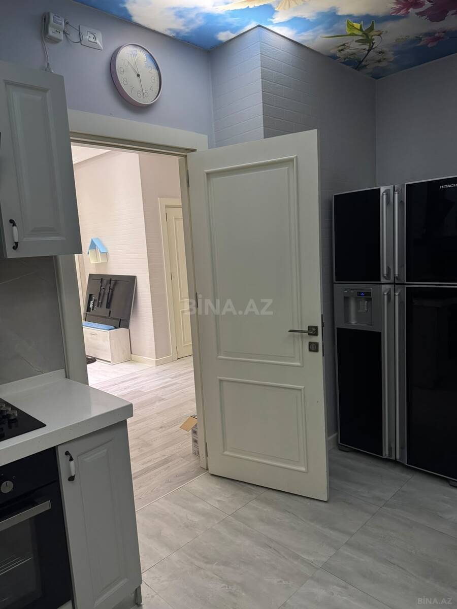 3 otaqlı Yeni tikili, İnşaatçılar m., Bakı
