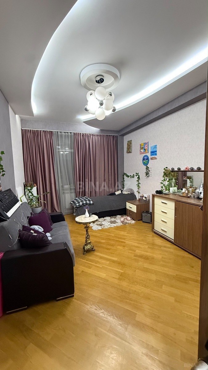3 otaqlı Yeni tikili, İnşaatçılar m., Bakı