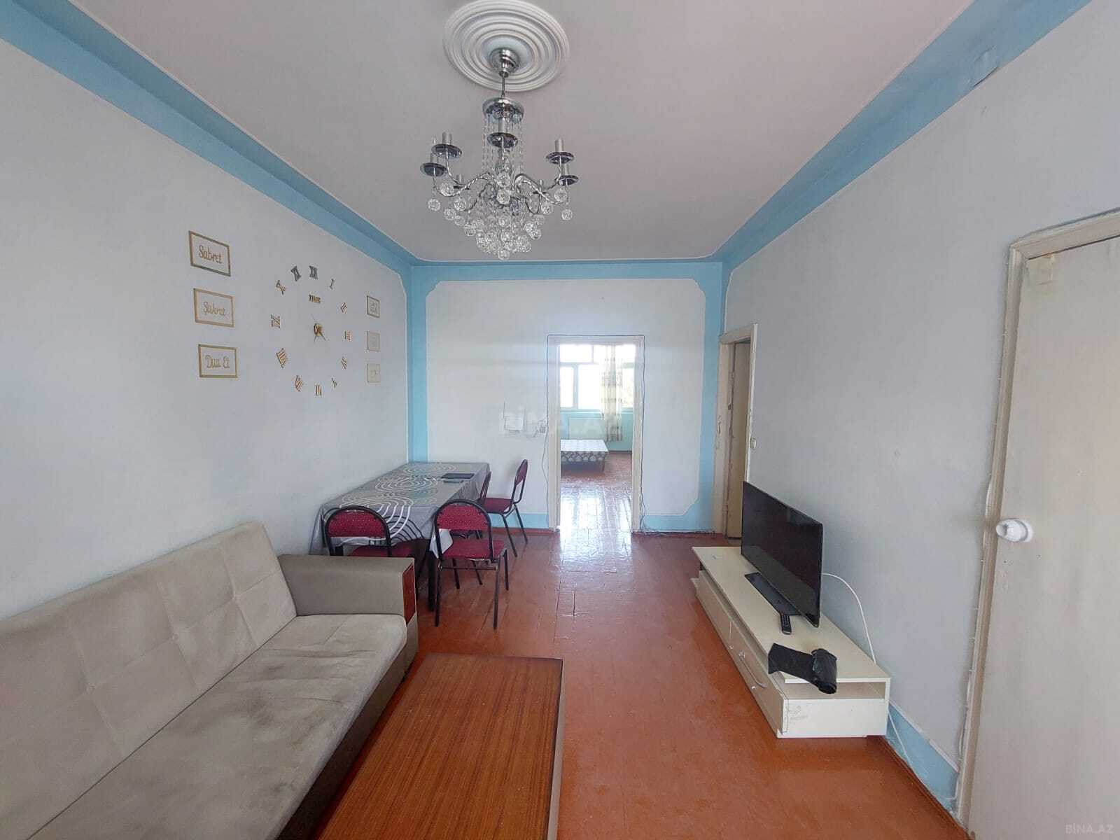 2 otaqlı Köhnə tikili, 7-ci mikrorayon q., Bakı