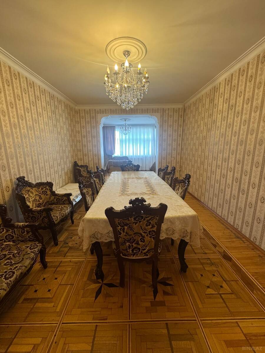 3 otaqlı Köhnə tikili, Şah İsmayıl Xətai m., Bakı