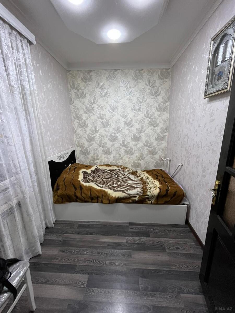 3 otaqlı Köhnə tikili, Bülbülə q., Bakı