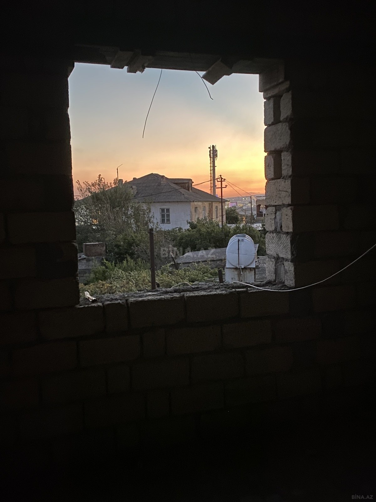 4 otaqlı Həyət evi/Bağ evi, Əhmədli m., Bakı