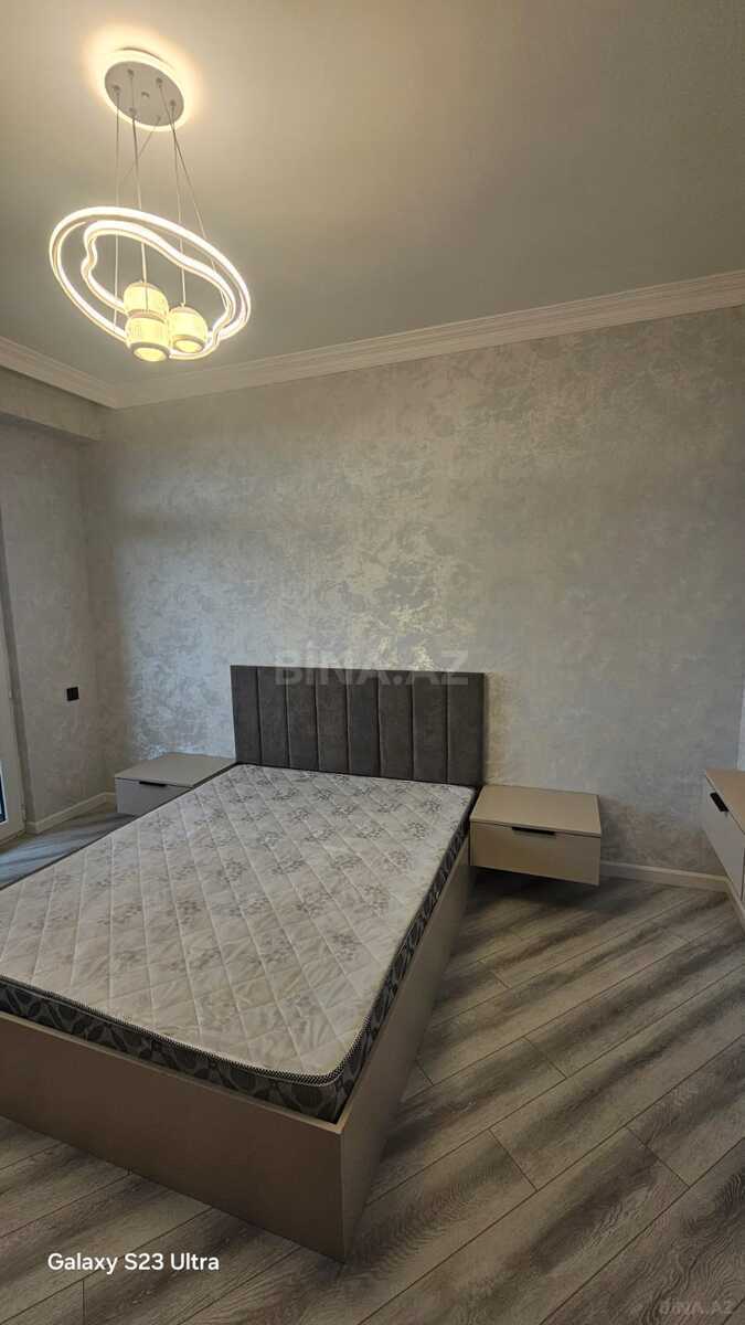 3 otaqlı Yeni tikili, Xırdalan