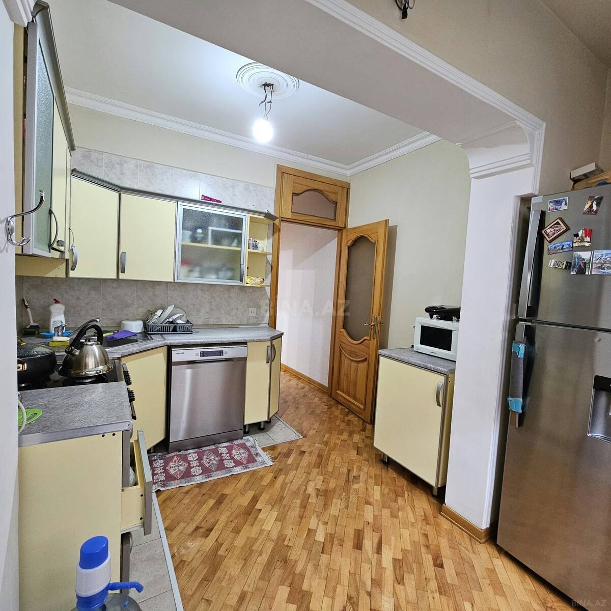 4 otaqlı Köhnə tikili, Nəsimi m., Bakı