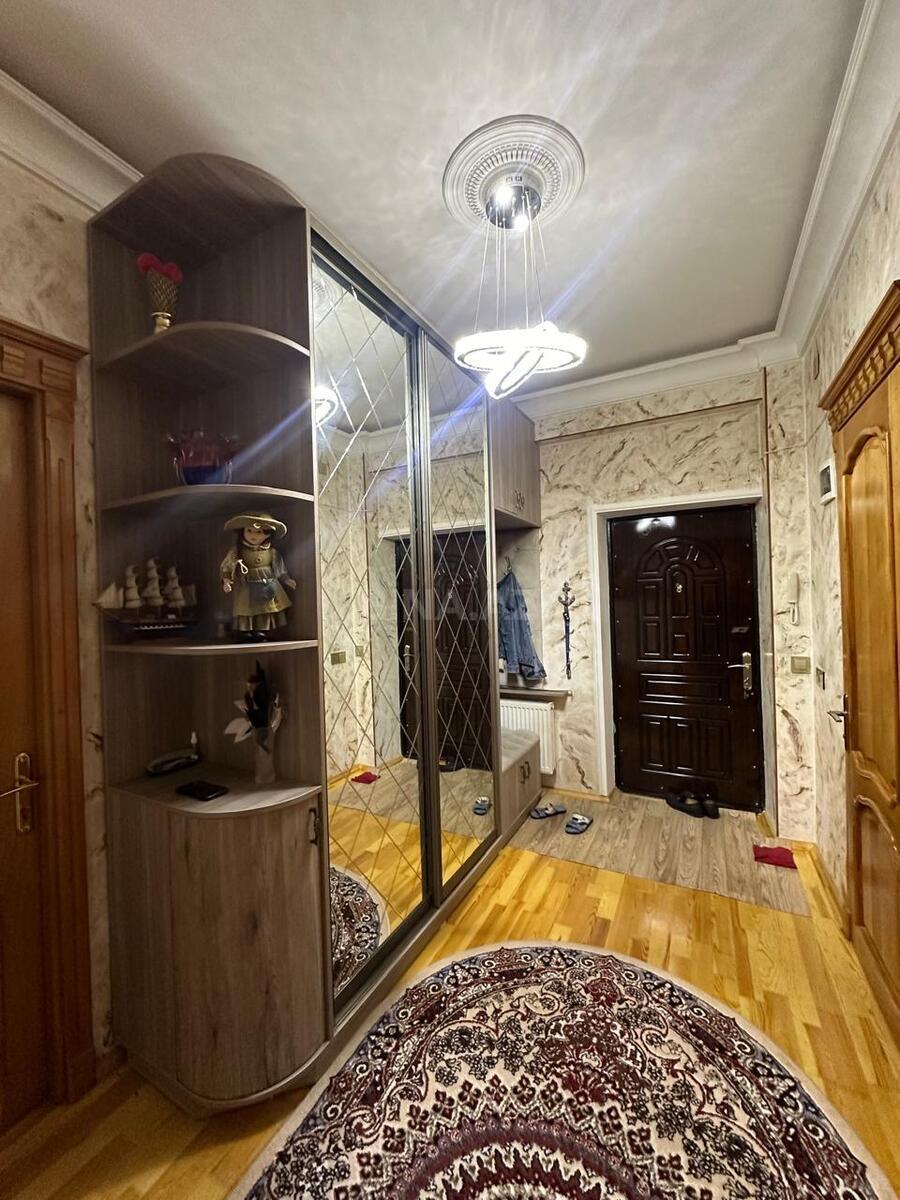 3 otaqlı Yeni tikili, Xalqlar Dostluğu m., Bakı