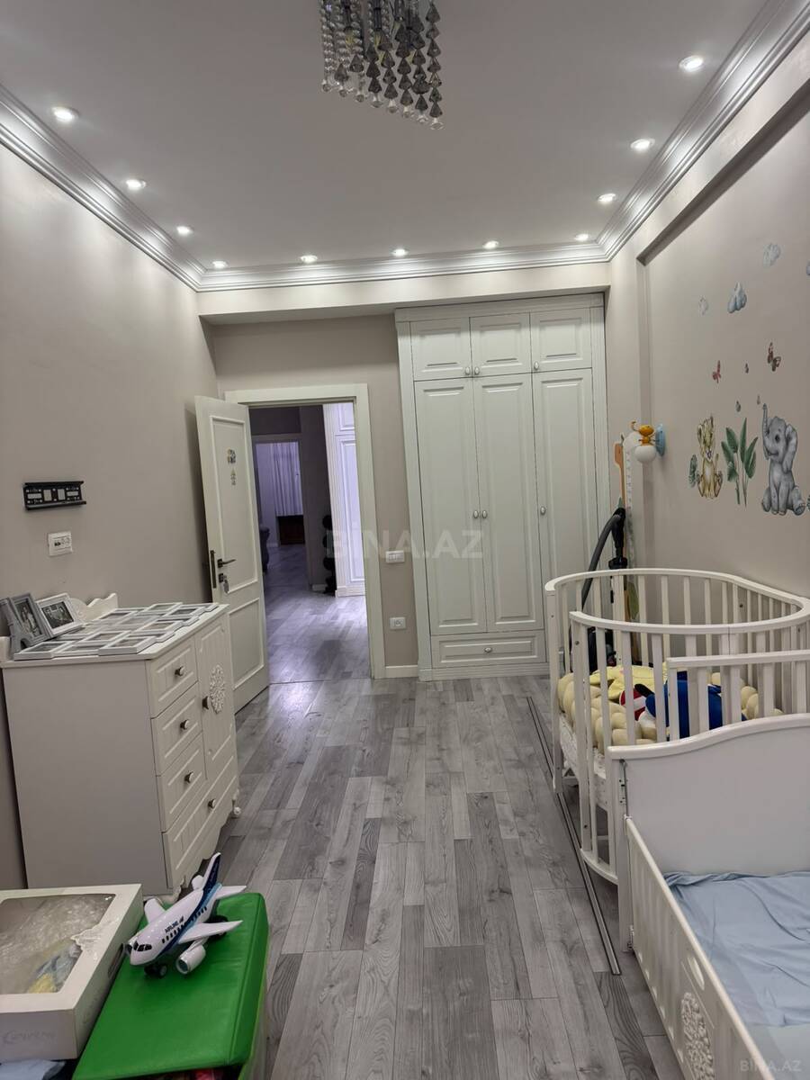 3 otaqlı Yeni tikili, İnşaatçılar m., Bakı