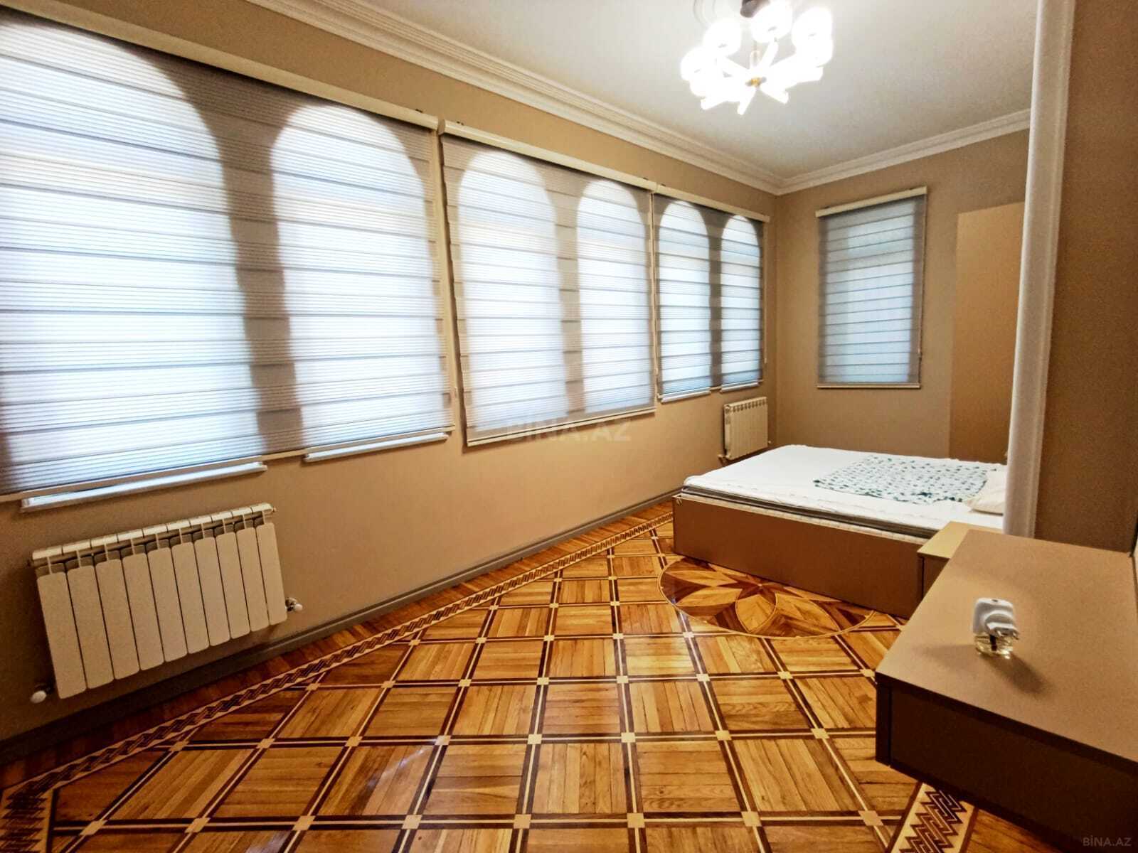6 otaqlı Həyət evi/Bağ evi, Şüvəlan q., Bakı