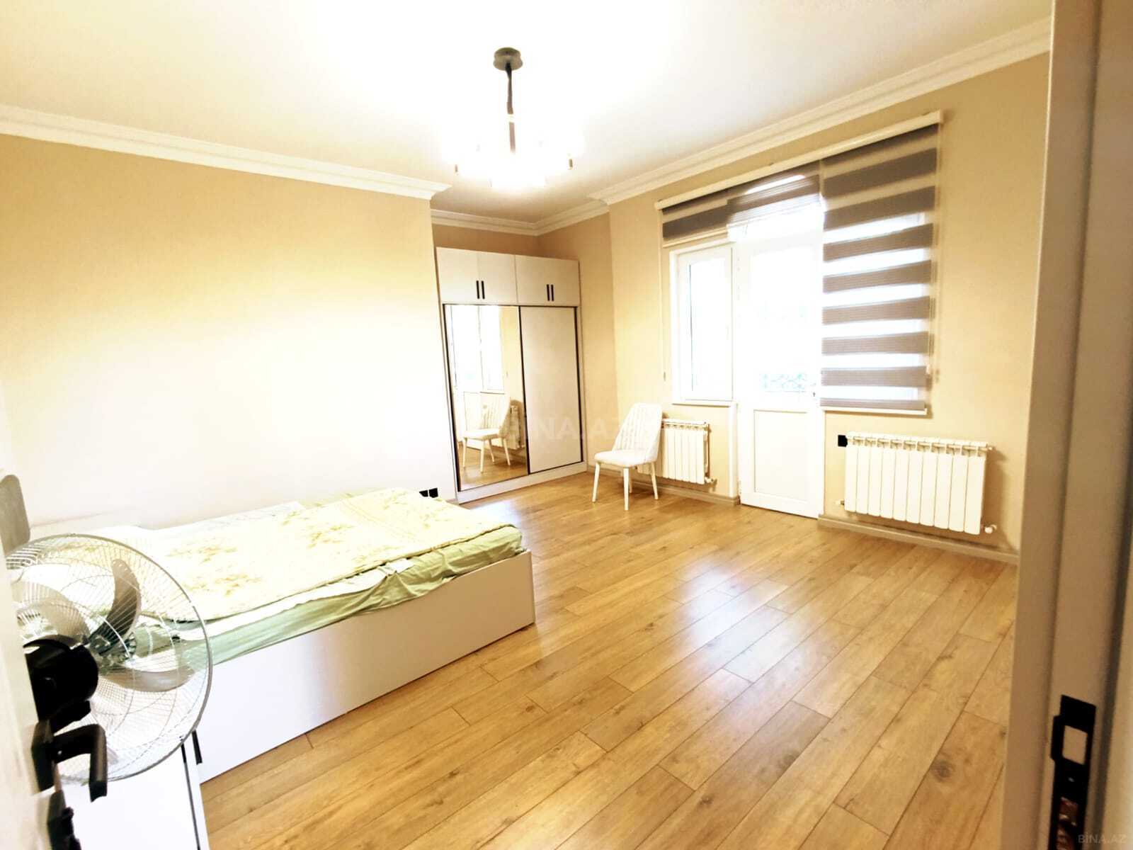 6 otaqlı Həyət evi/Bağ evi, Şüvəlan q., Bakı
