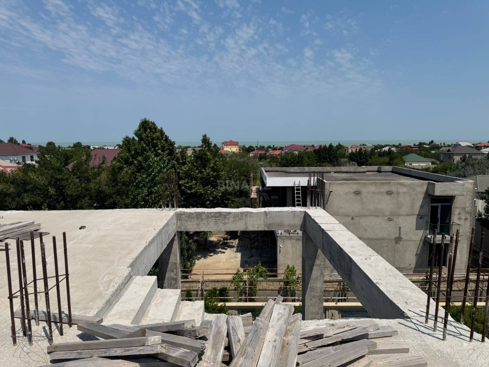 Torpaq Görədil q., Bakı
