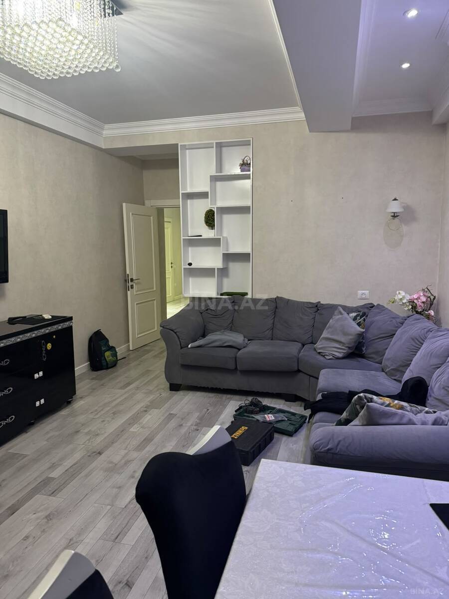 3 otaqlı Yeni tikili, İnşaatçılar m., Bakı