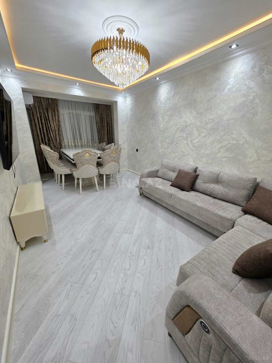4 otaqlı Yeni tikili, Memar Əcəmi m., Bakı