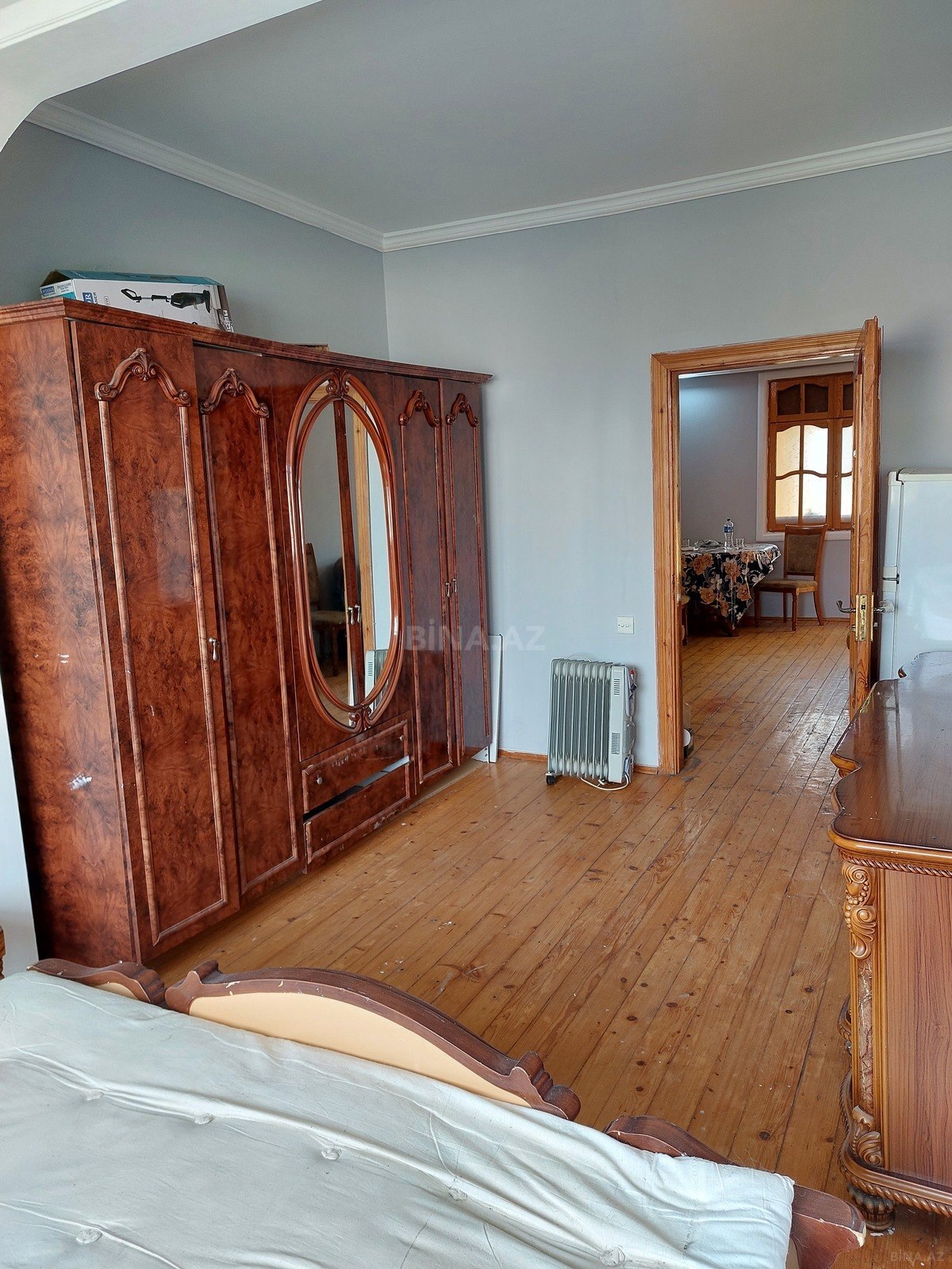 3 otaqlı Köhnə tikili, Azadlıq Prospekti m., Bakı