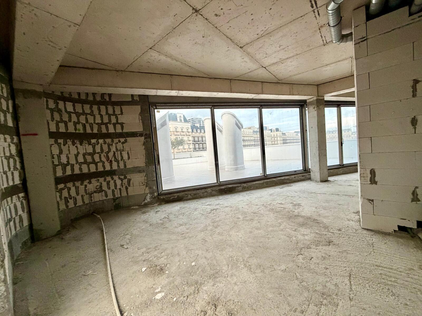 6 otaqlı Yeni tikili, Ağ şəhər q., Bakı