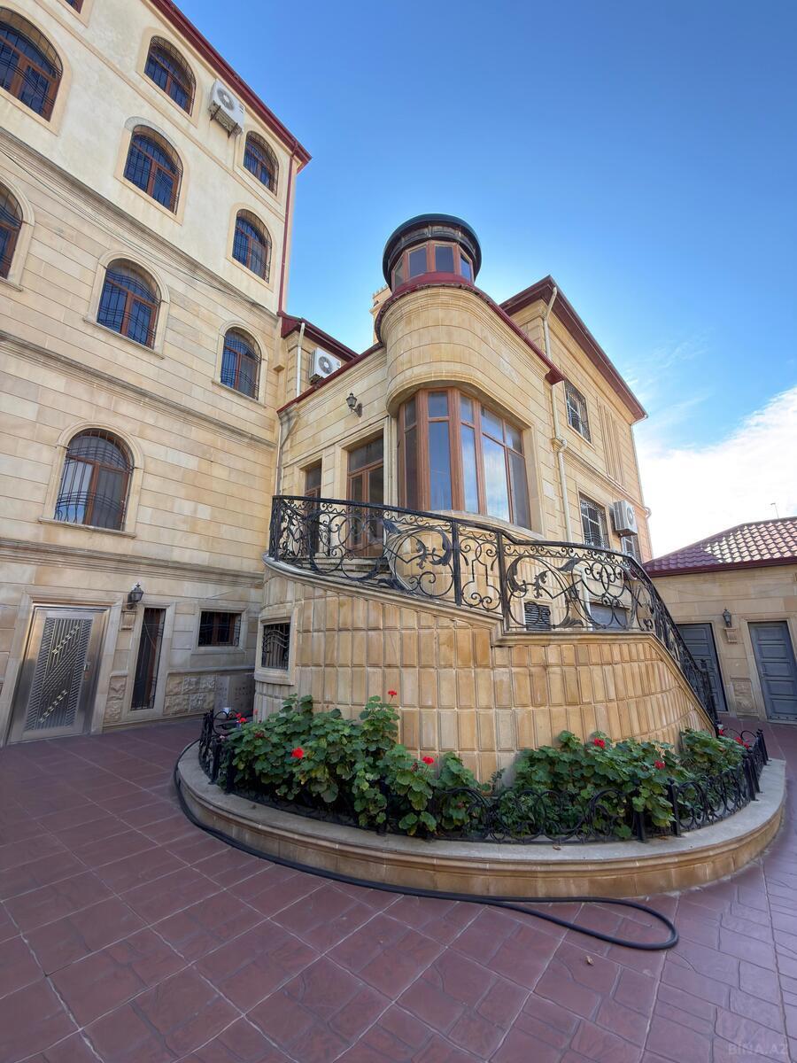 10 otaqlı Həyət evi/Bağ evi, Azadlıq Prospekti m., Bakı