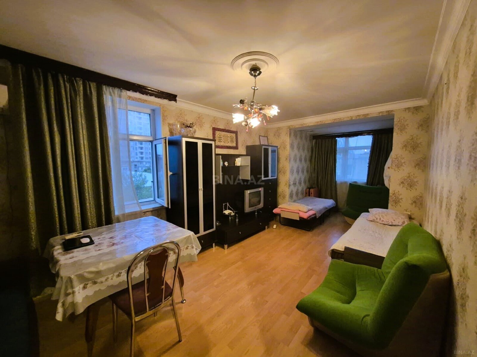 1 otaqlı Köhnə tikili, Elmlər Akademiyası m., Bakı