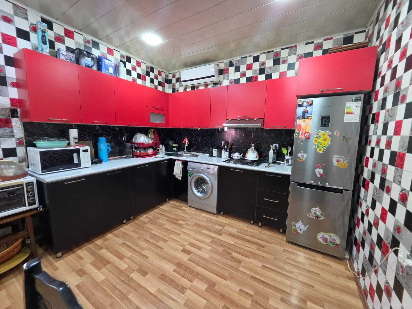 5 otaqlı Həyət evi/Bağ evi, Buzovna q., Bakı