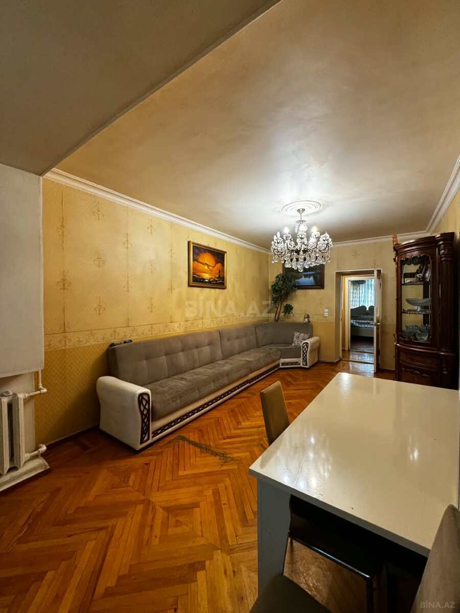 3 otaqlı Köhnə tikili, Gənclik m., Bakı