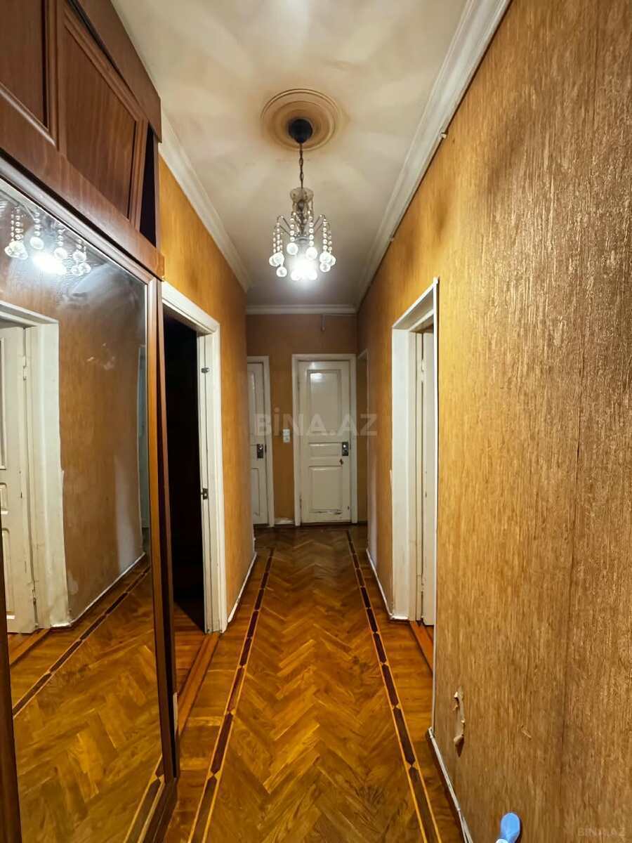 3 otaqlı Köhnə tikili, Gənclik m., Bakı
