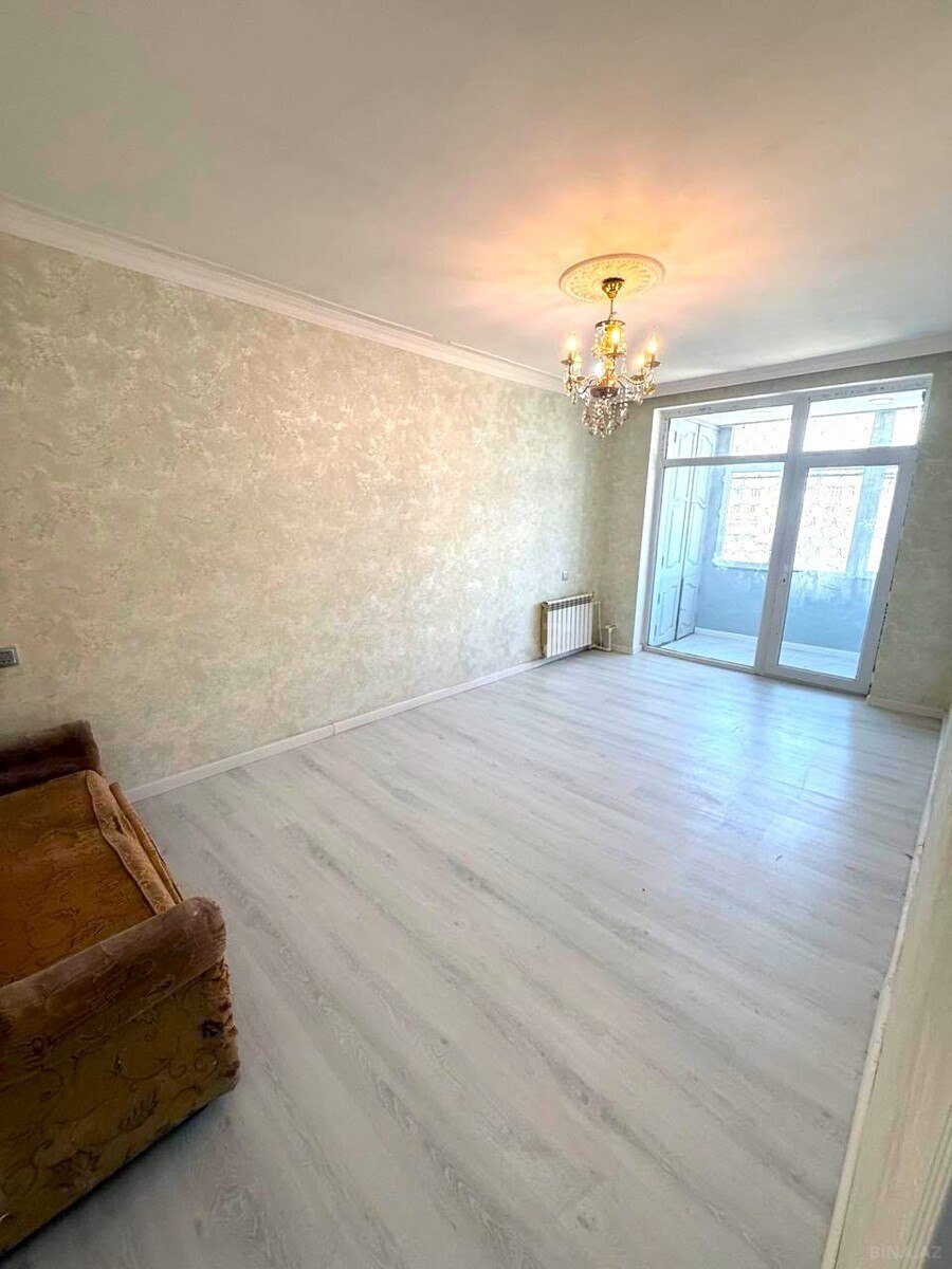 3 otaqlı Köhnə tikili, Əhmədli q., Bakı
