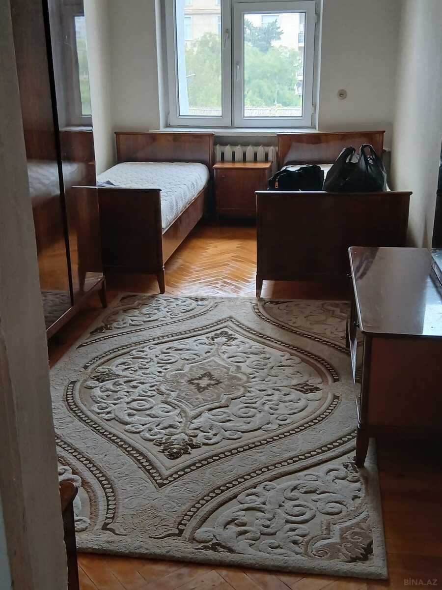 2 otaqlı Köhnə tikili, Gənclik m., Bakı