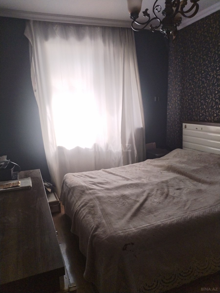 3 otaqlı Köhnə tikili, 7-ci mikrorayon q., Bakı