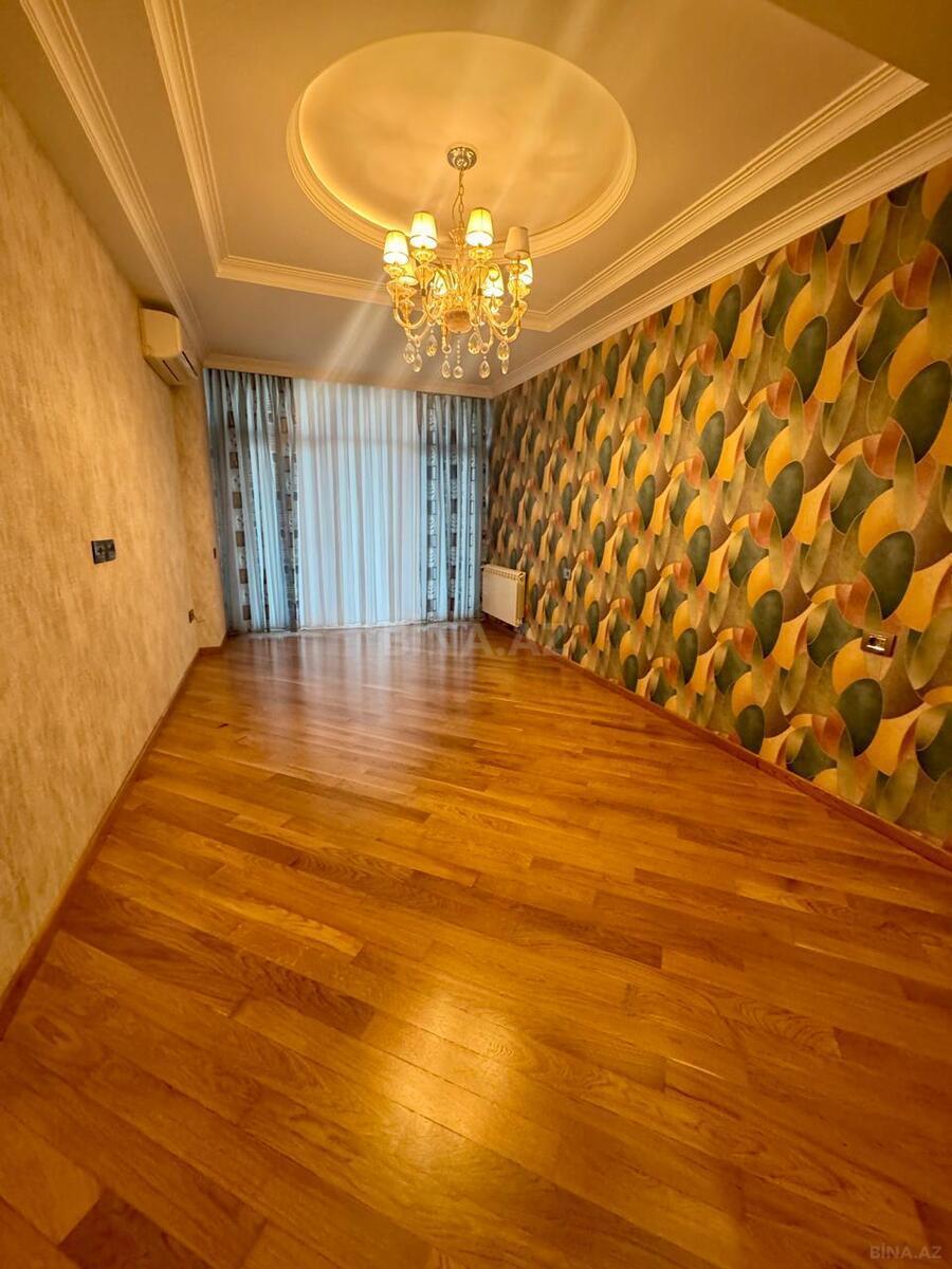3 otaqlı Yeni tikili, Şah İsmayıl Xətai m., Bakı