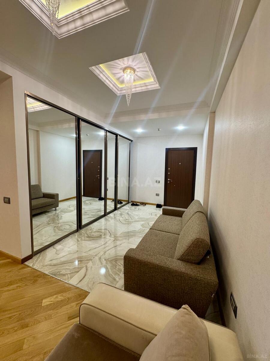 3 otaqlı Yeni tikili, Şah İsmayıl Xətai m., Bakı