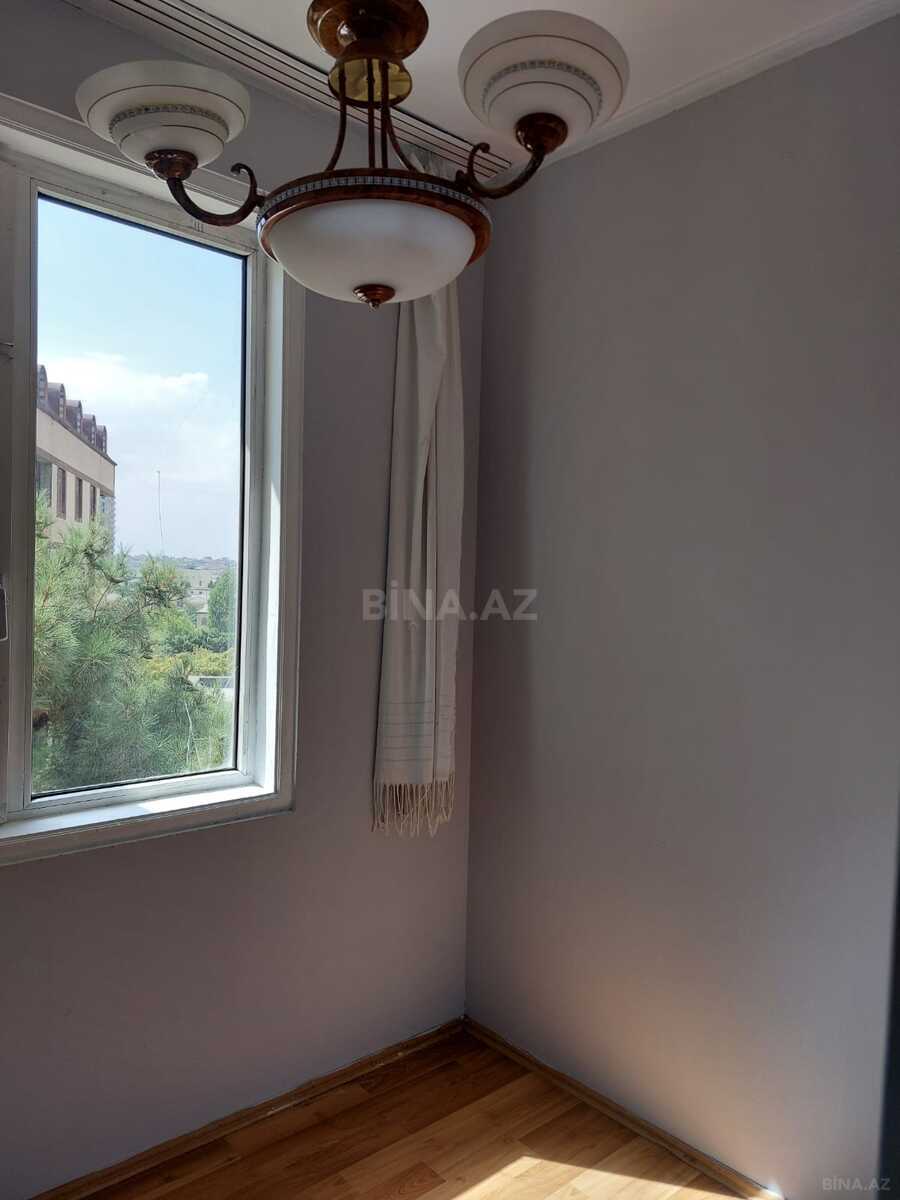 3 otaqlı Köhnə tikili, Azadlıq Prospekti m., Bakı