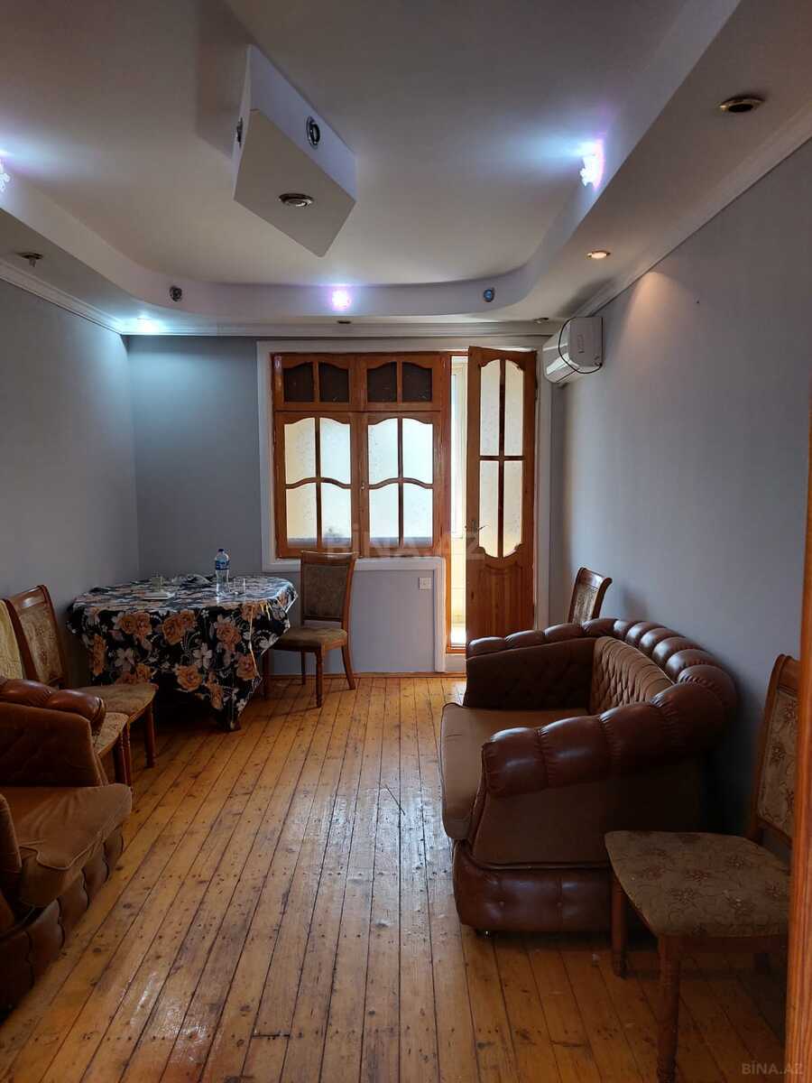 3 otaqlı Köhnə tikili, Azadlıq Prospekti m., Bakı