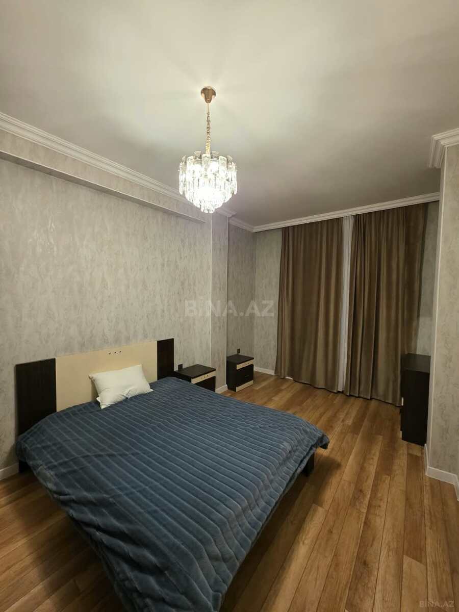 4 otaqlı Yeni tikili, Azadlıq Prospekti m., Bakı
