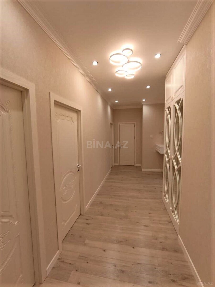 3 otaqlı Yeni tikili, 8 Noyabr m., Bakı