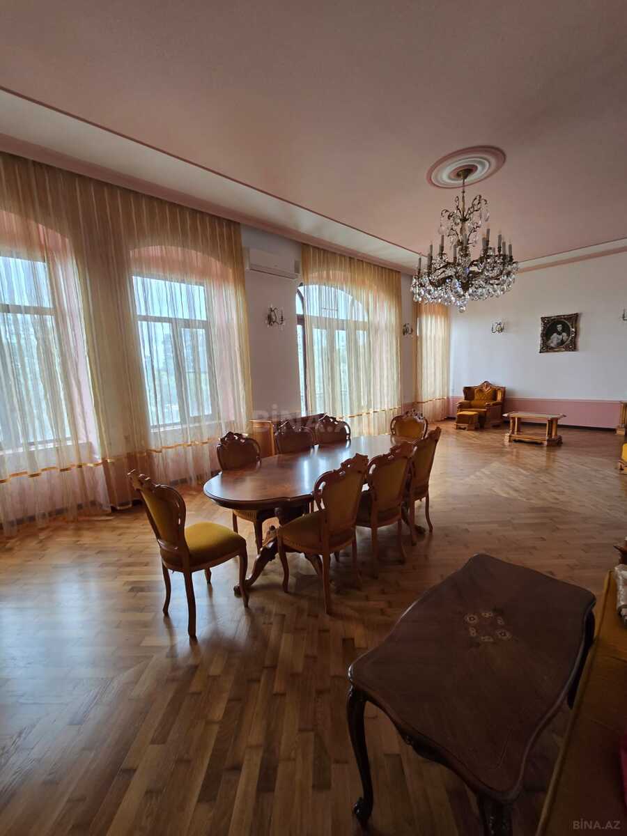 6 otaqlı Köhnə tikili, Sahil m., Bakı