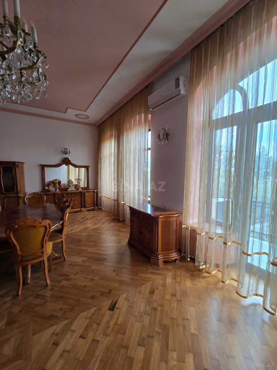 6 otaqlı Köhnə tikili, Sahil m., Bakı