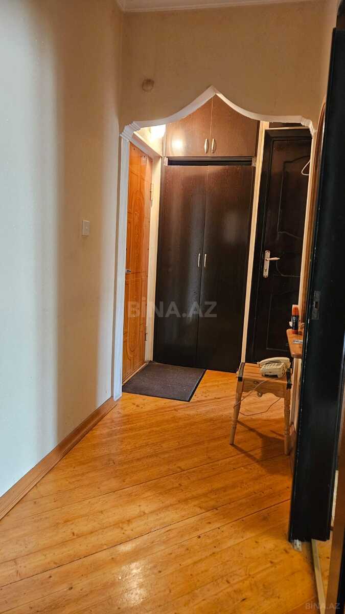 2 otaqlı Köhnə tikili, Nizami m., Bakı