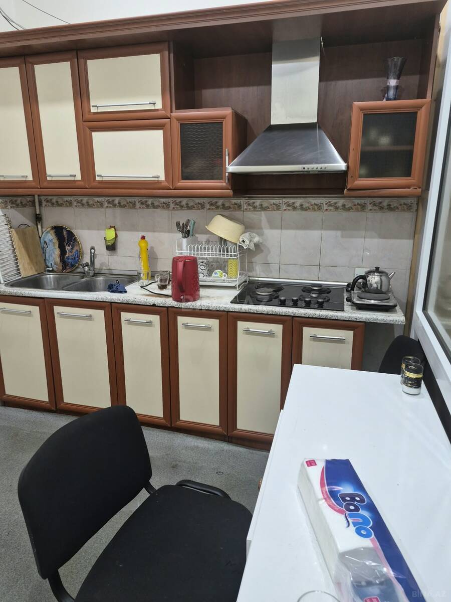 7 otaqlı Ofis, Nizami m., Bakı