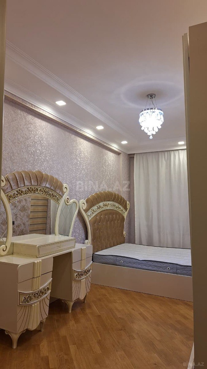 4 otaqlı Yeni tikili, Qara Qarayev m., Bakı
