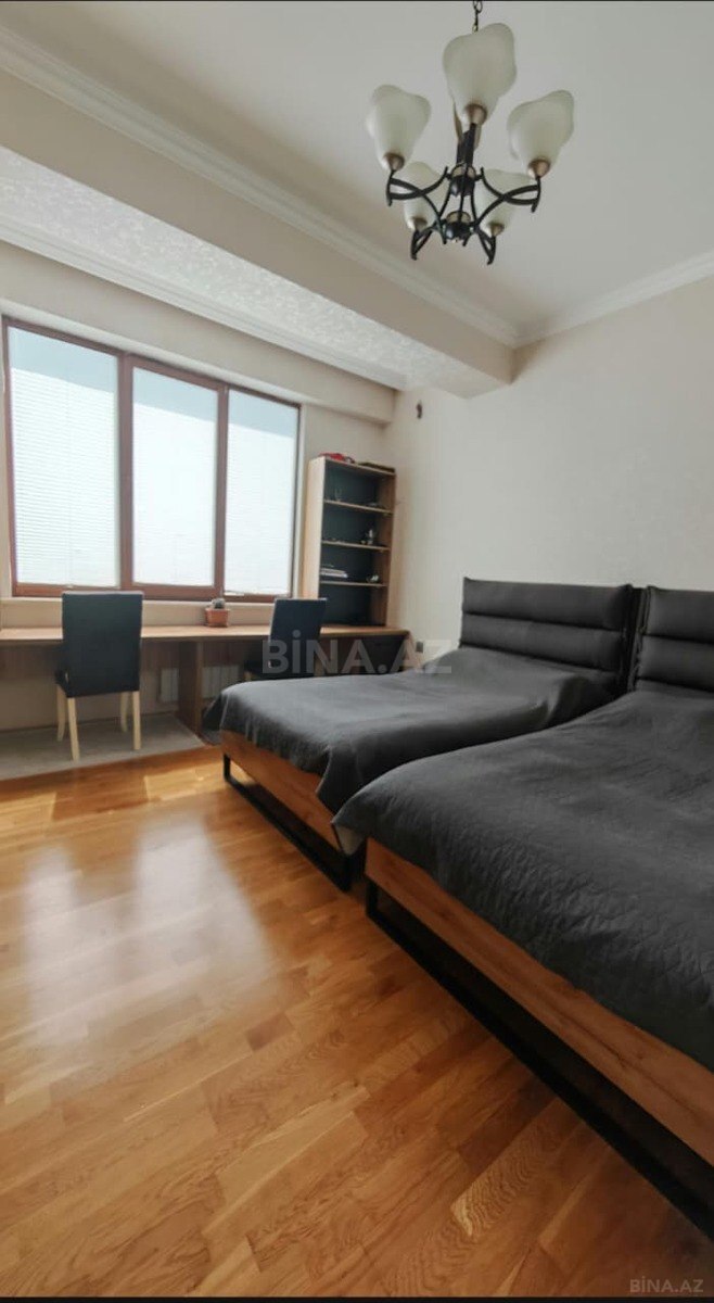 3 otaqlı Yeni tikili, Qara Qarayev m., Bakı