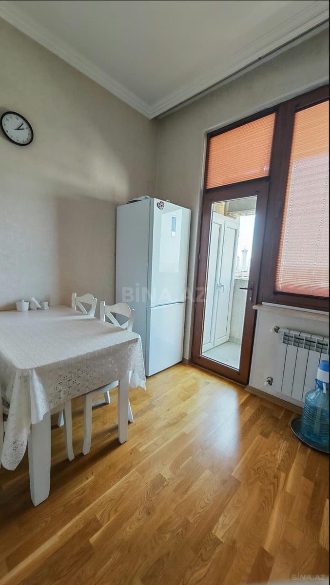 3 otaqlı Yeni tikili, Qara Qarayev m., Bakı