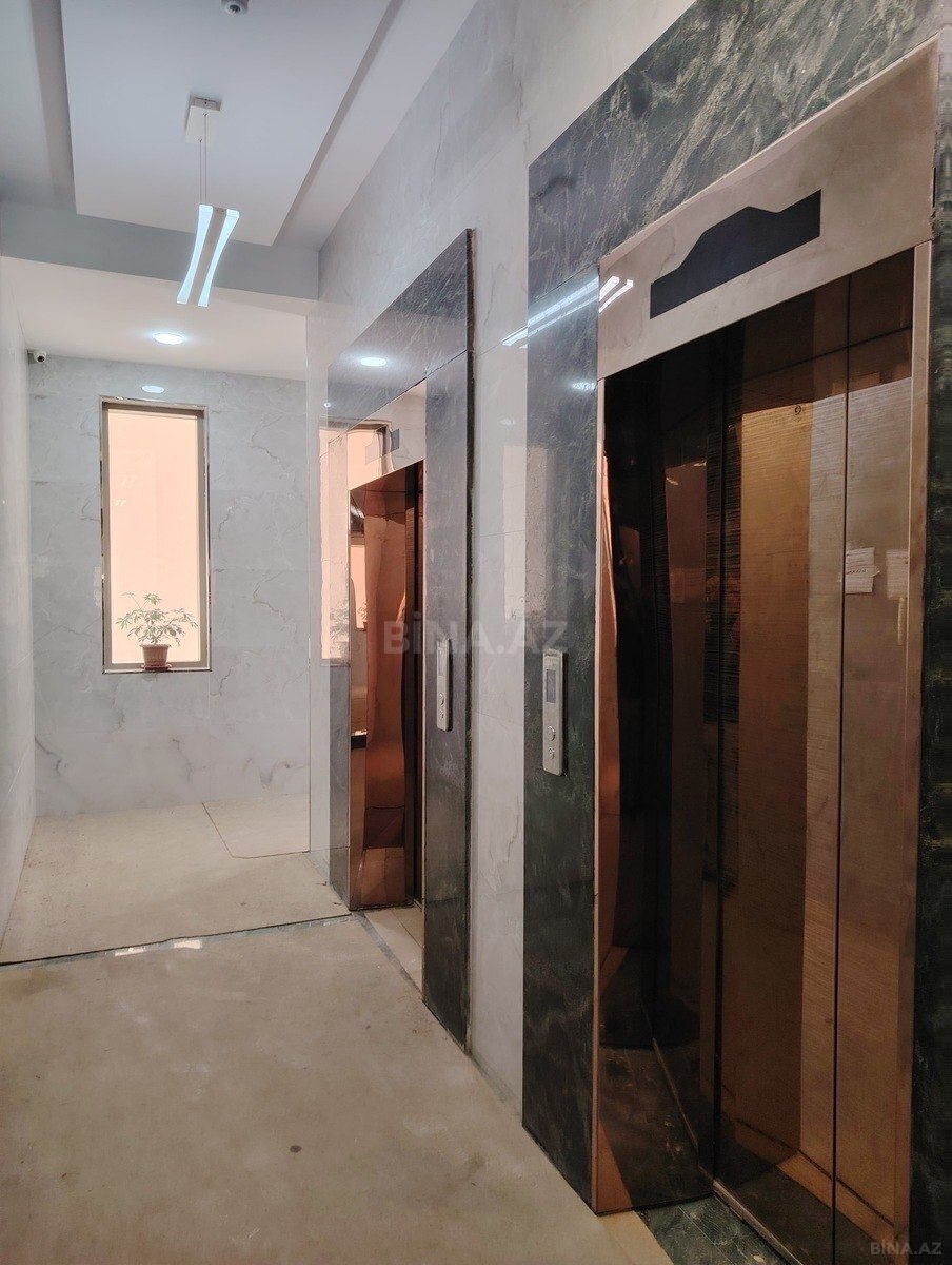 4 otaqlı Yeni tikili, Memar Əcəmi m., Bakı