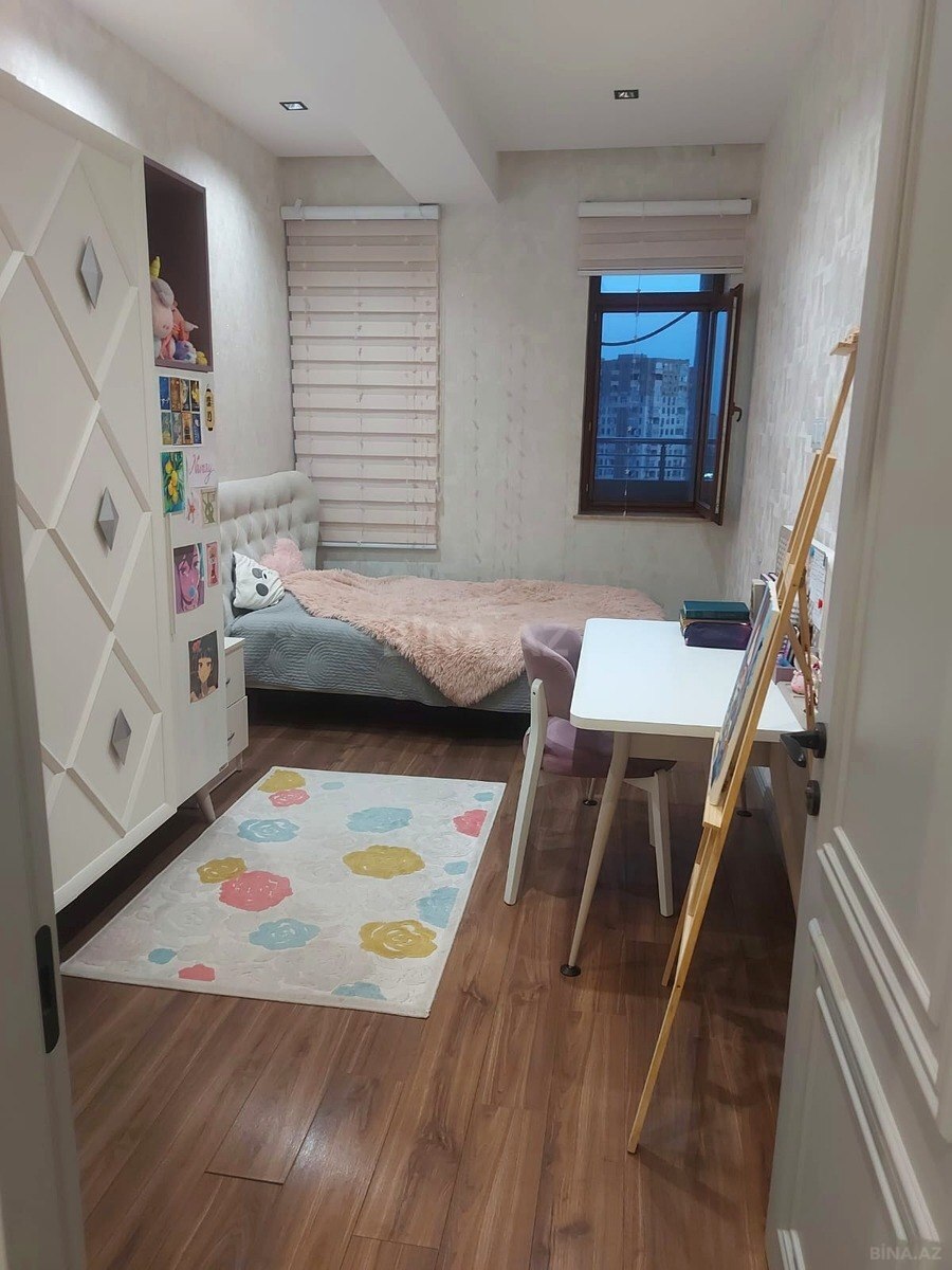 3 otaqlı Yeni tikili, İnşaatçılar m., Bakı