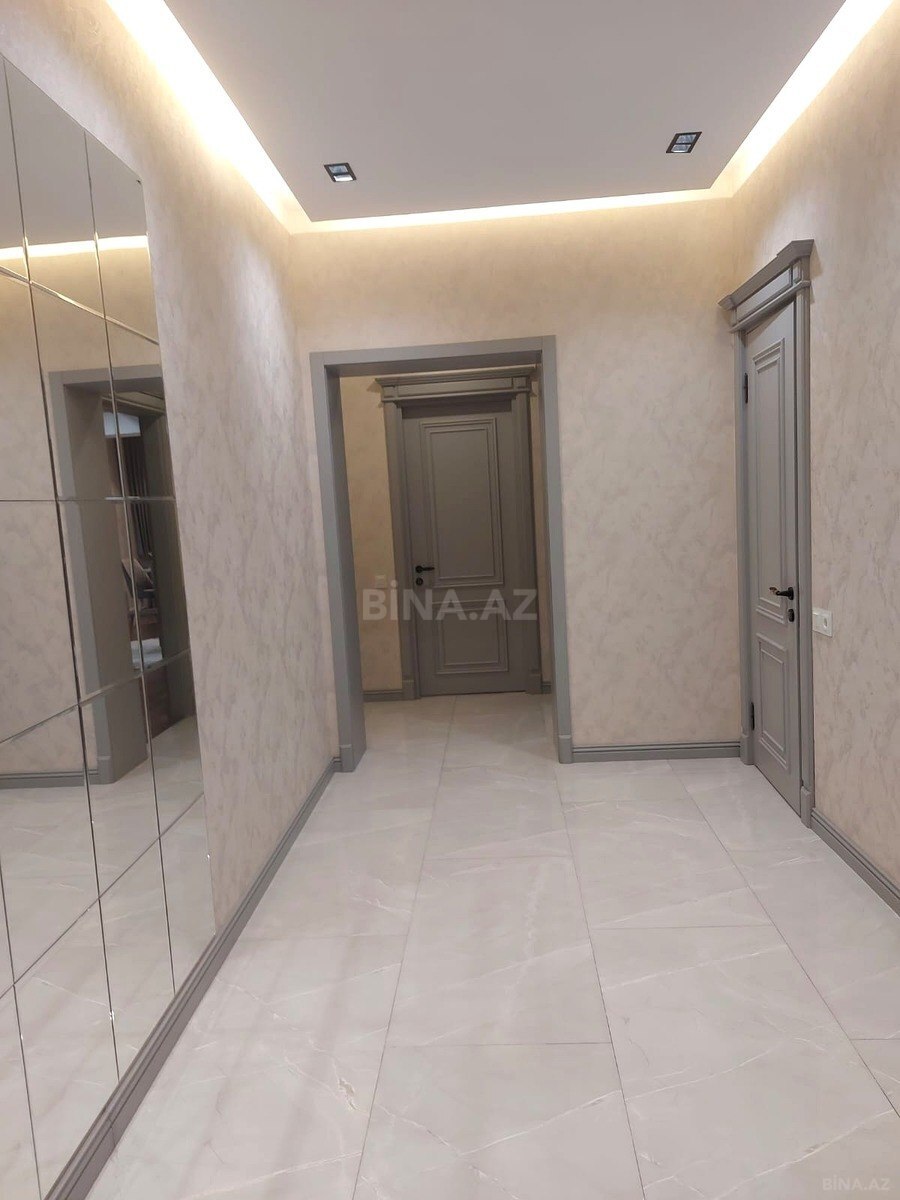 3 otaqlı Yeni tikili, İnşaatçılar m., Bakı