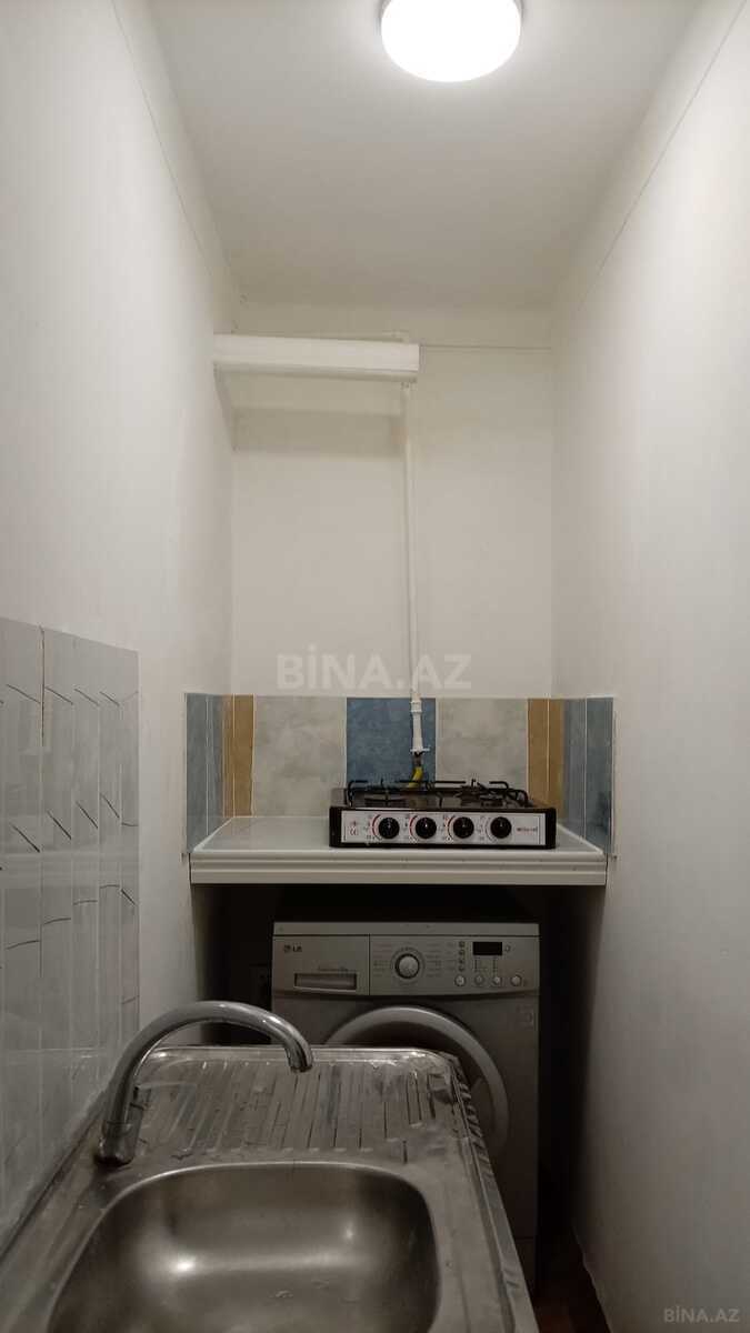 2 otaqlı Köhnə tikili, İnşaatçılar m., Bakı